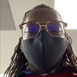 Meet your Posher, Carlo